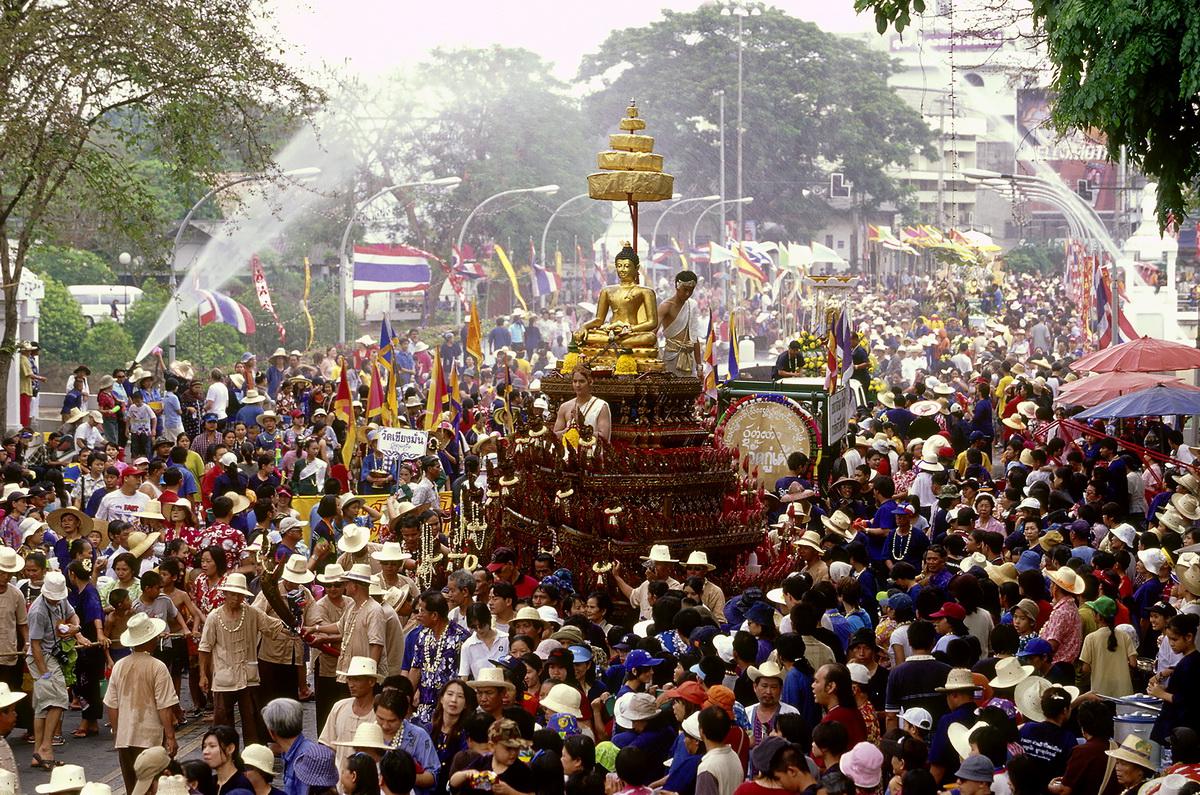 วัฒนธรรมประเพณีมีค่าของไทยที่ควรค่าแก่การอนุรักษ์ รักษาไว้  Colorful Culture
